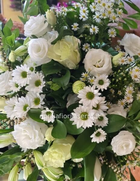 Bouquet di fiori bianchi