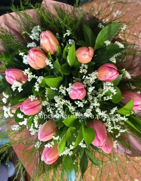 Bouquet di tulipani rosa.